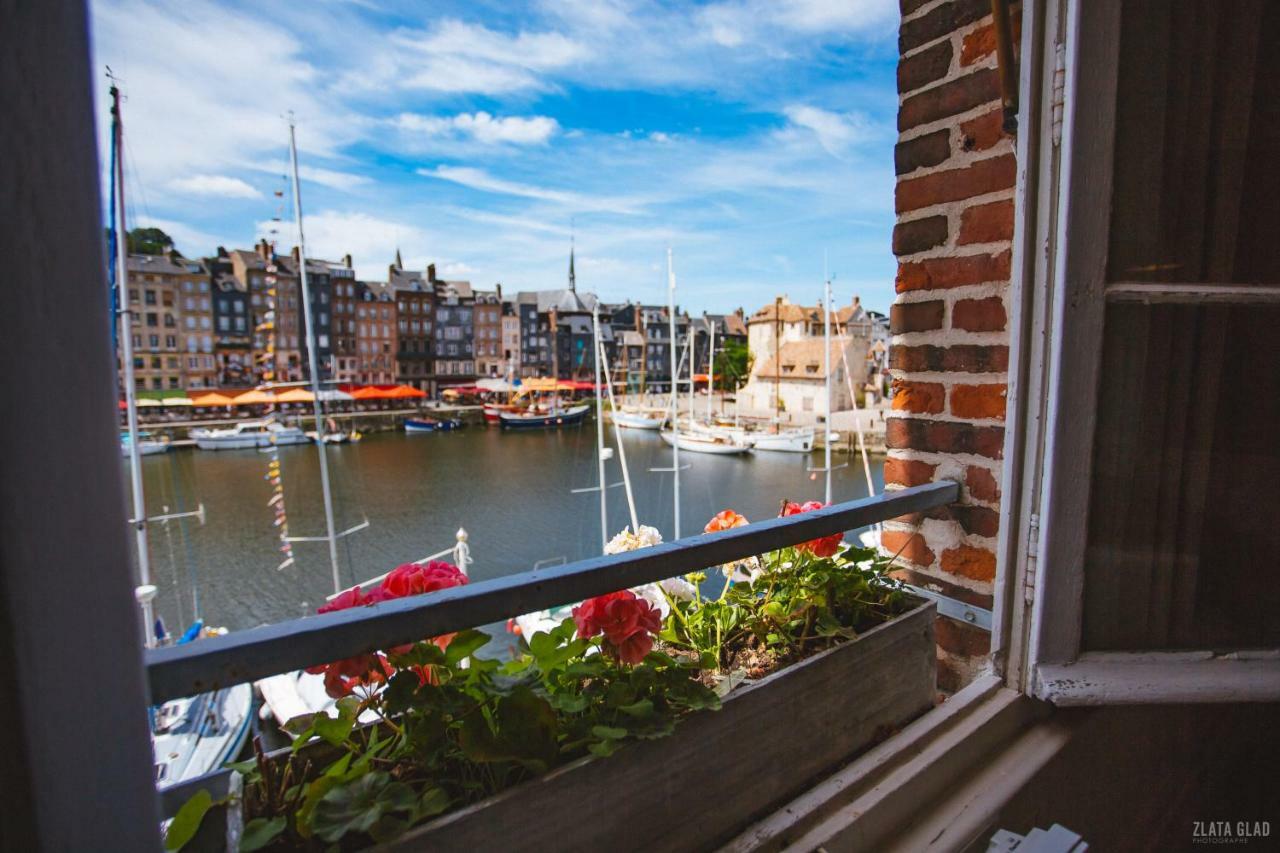 Appartement Vieux Bassin Honfleur Exterior photo
